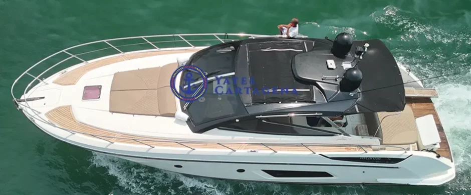 Atlantis 44