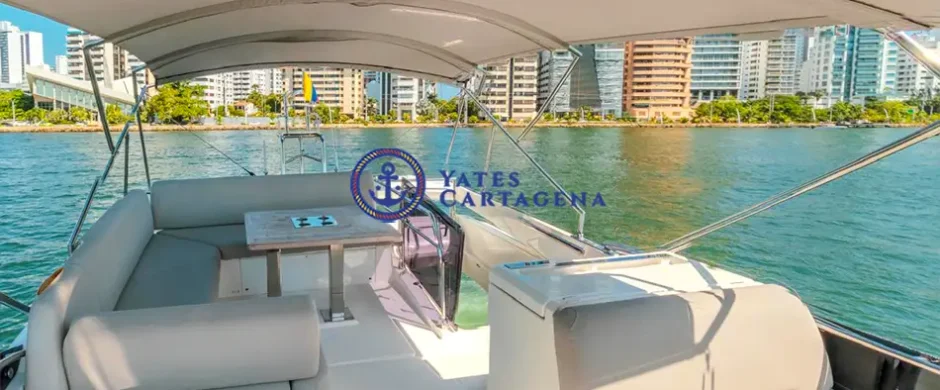Prestige 520 Flybridge