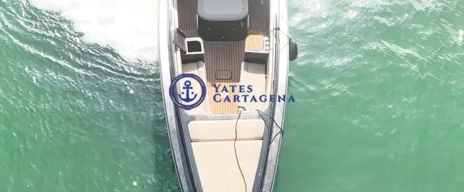 Powerboat FA46 Pies