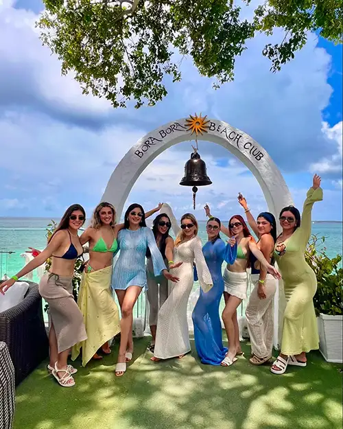 Bora Bora Beach Club Females - Yates Cartagena Colombia 2025